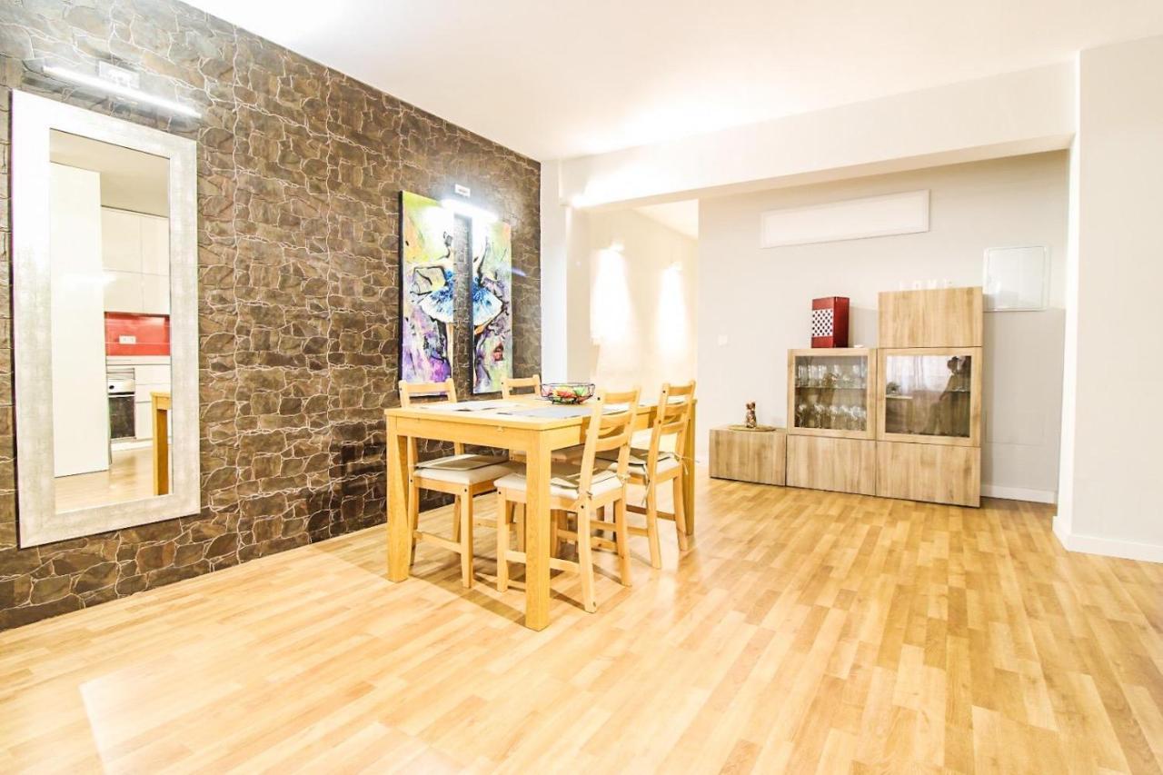 Lujoso Apartamento Centro Ciudad, Parking Privado Gratuito Apartment Murcia Luaran gambar