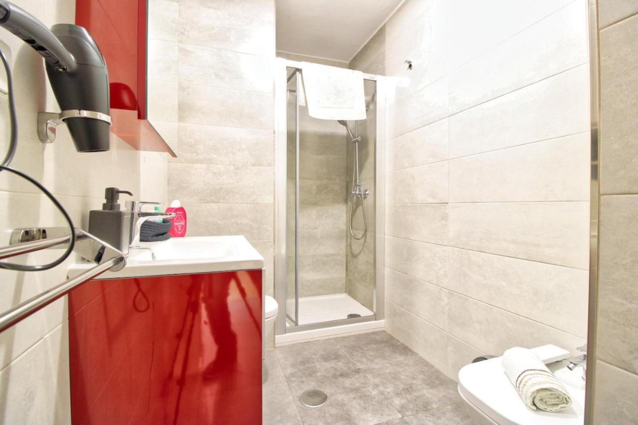 Lujoso Apartamento Centro Ciudad, Parking Privado Gratuito Murcia Luaran gambar
